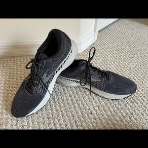 Brooks Adrenaline GTS